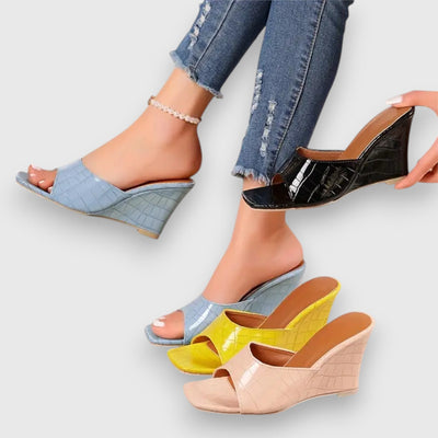 Viki – wedge heel sandals