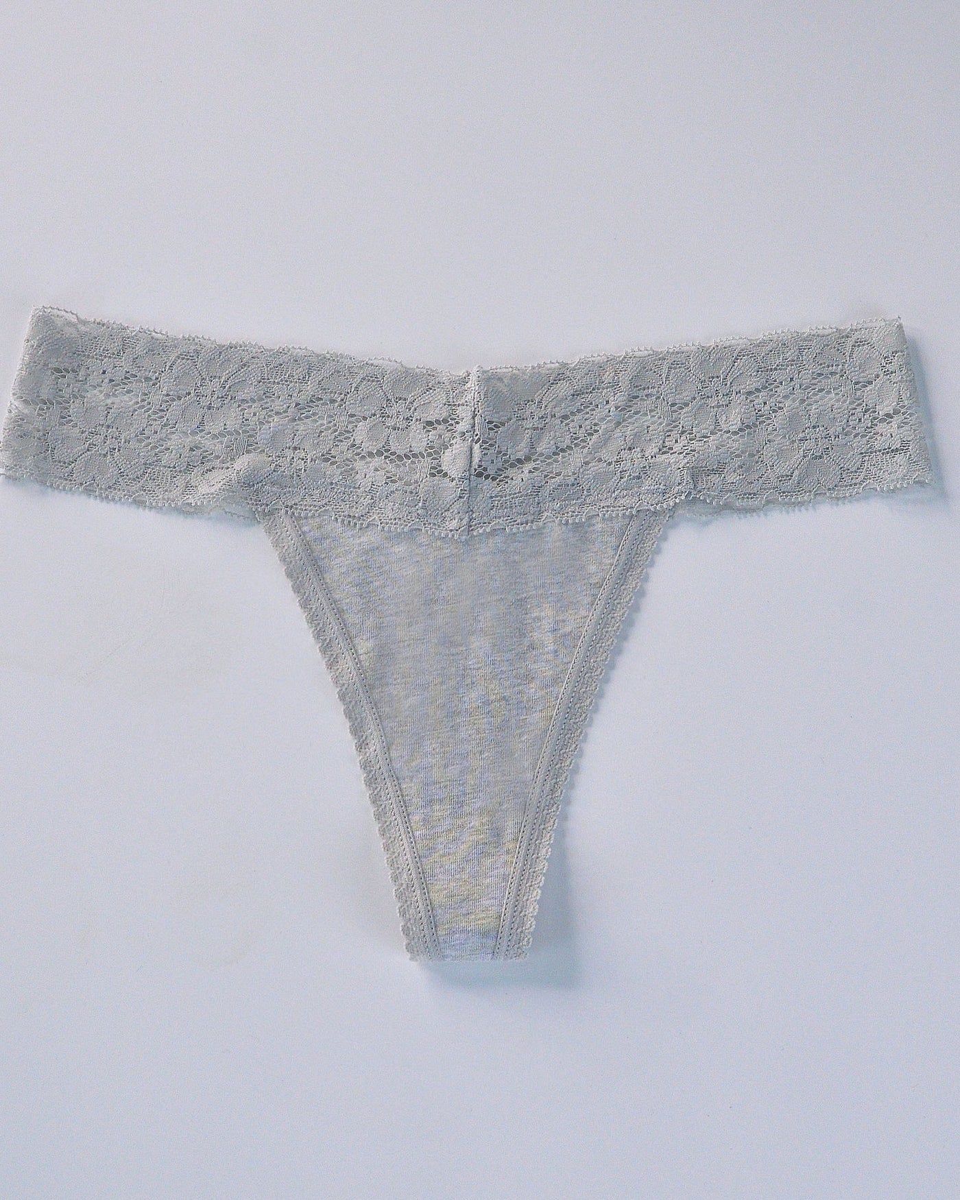 Low-Rise Thong Lace Briefs