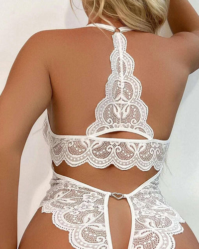 Pyjama sexy en dentelle avec entrejambe ouvert