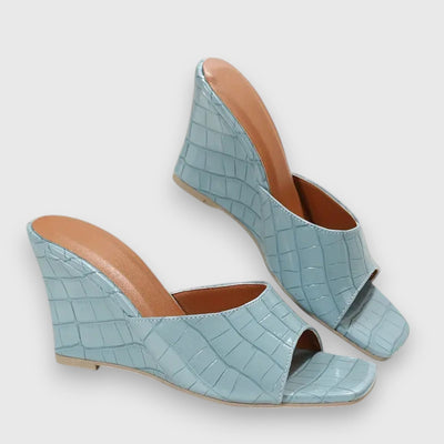 Viki – wedge heel sandals