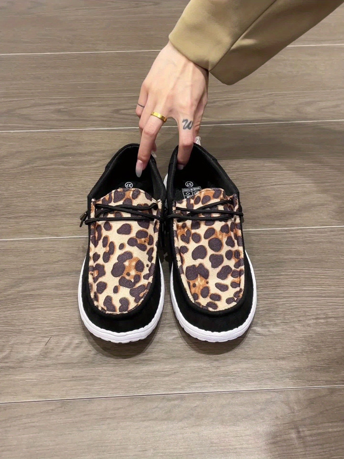 Viki - Leopard Print Casual Shoes
