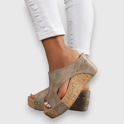 Viki – Wedge heel sandals