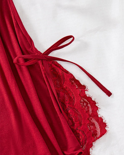 Lingerie sexy décolleté en V profond