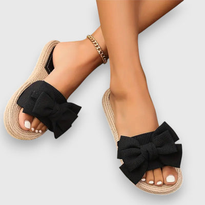 Viki – Flat Sandals