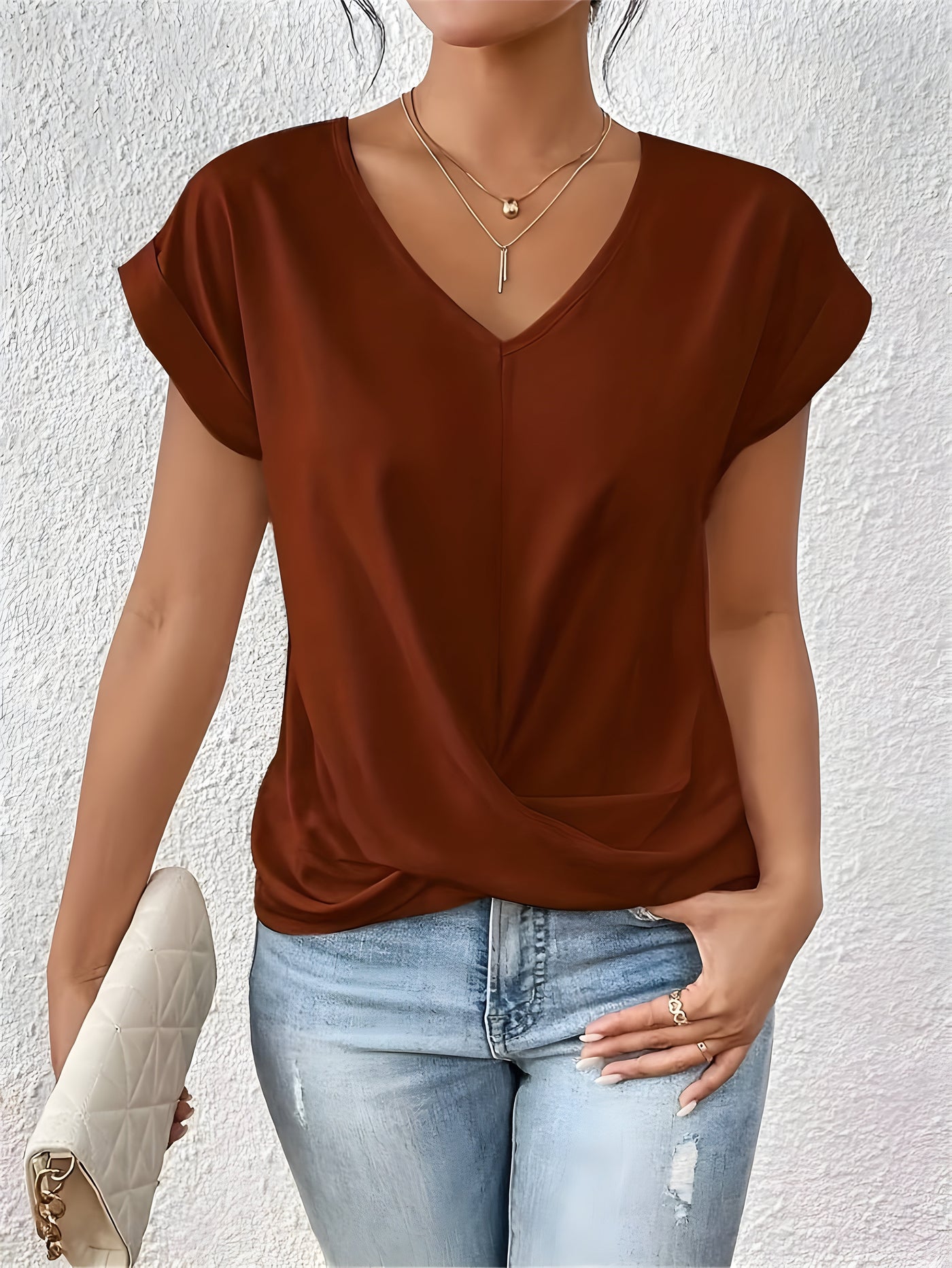 Faina | Elegant Casual V-Neck Top