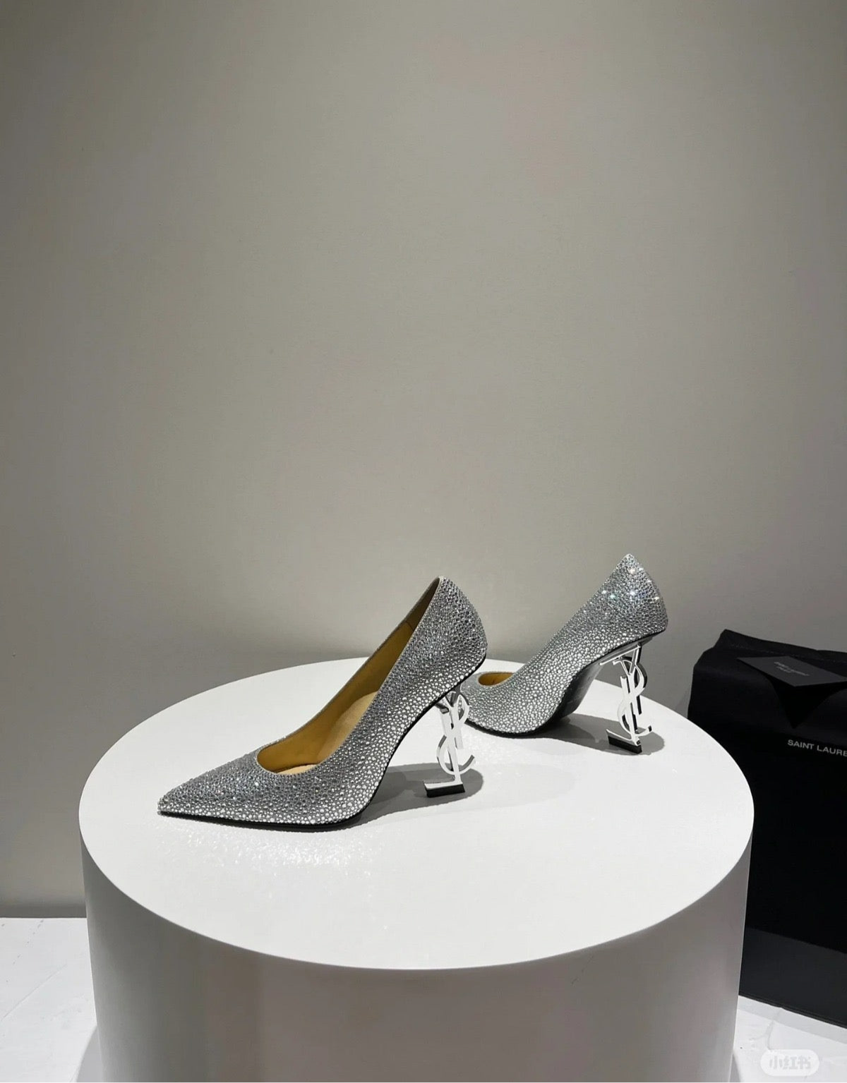 GLAM SISY | HIGH HEELS