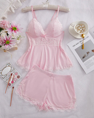 Ensemble de nuit caraco et short en dentelle à col en V