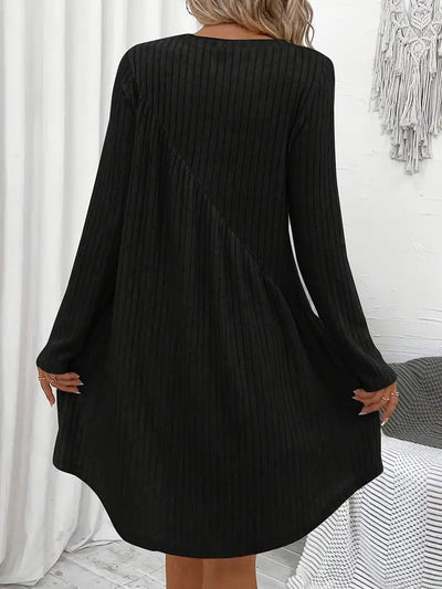 ISLA | LOOSE LONG SLEEVE DRESS