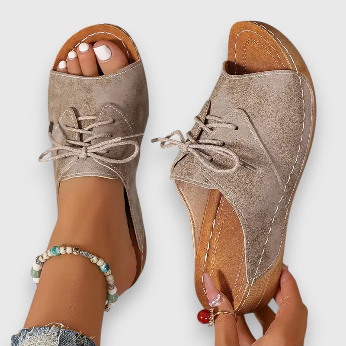 Viki – Vintage style sandals
