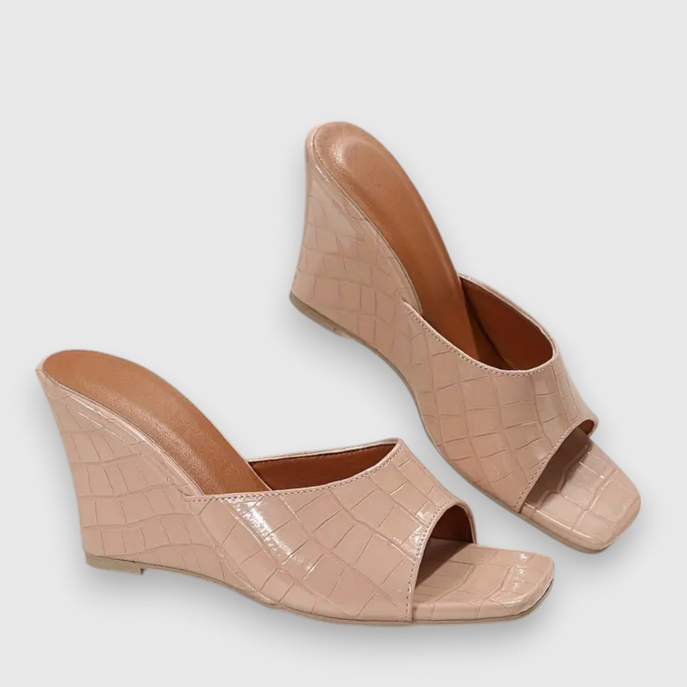 Viki – wedge heel sandals