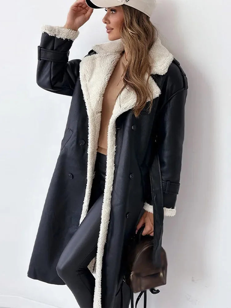 ELENA | TAILORED COAT FOR WINTER REFINEMENT