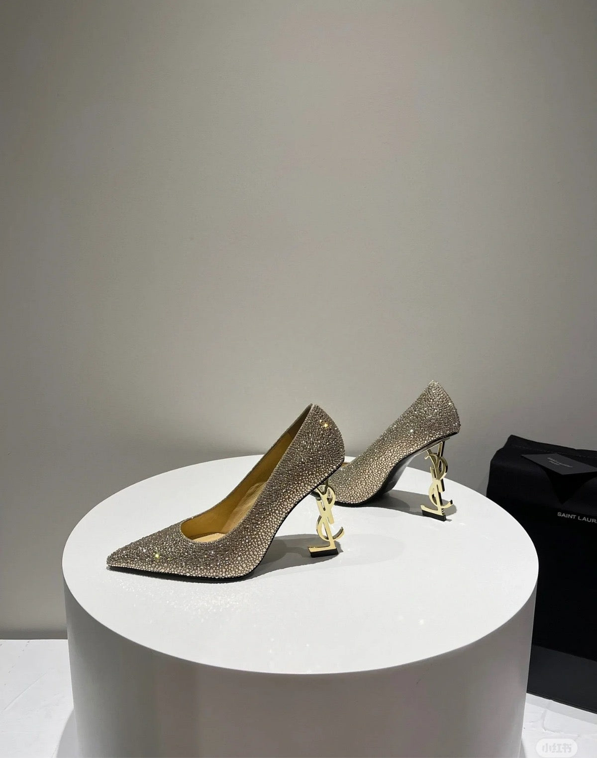 GLAM SISY | HIGH HEELS