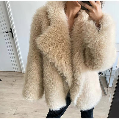 FLUFFY OVERSIZE FAUX FUR COAT