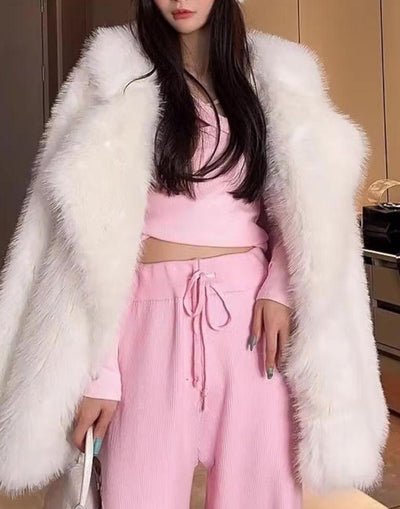 FLUFFY OVERSIZE FAUX FUR COAT
