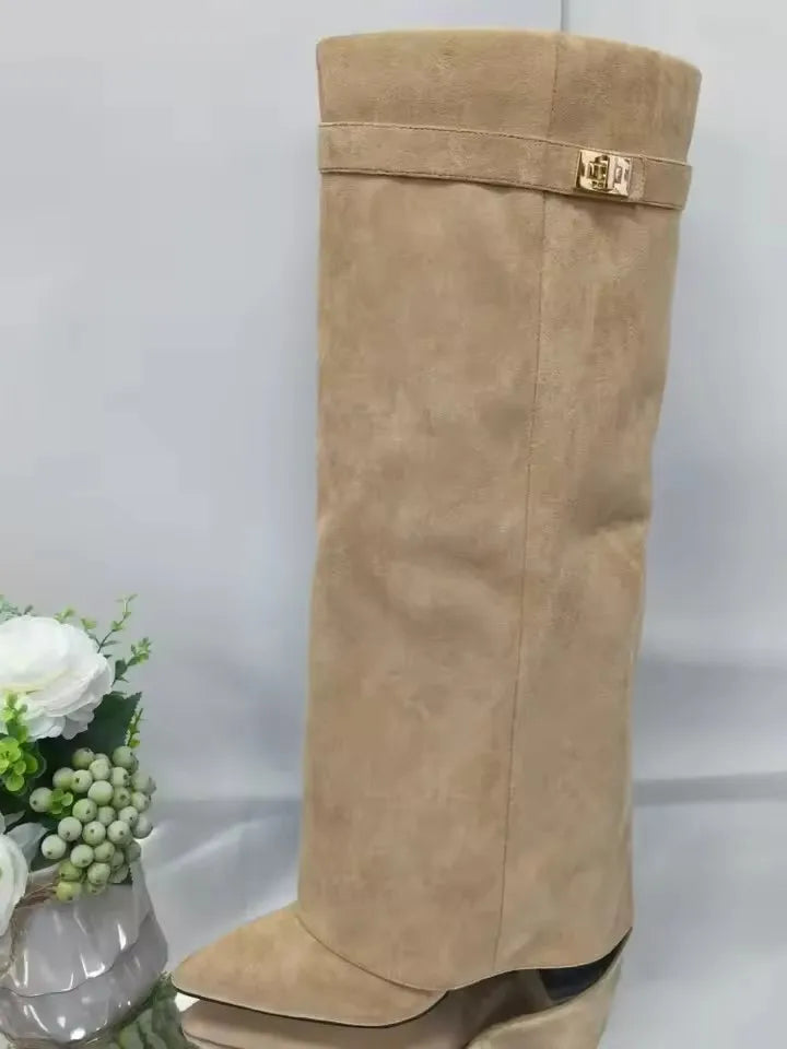 SUEDE BOOTS FOR FALL