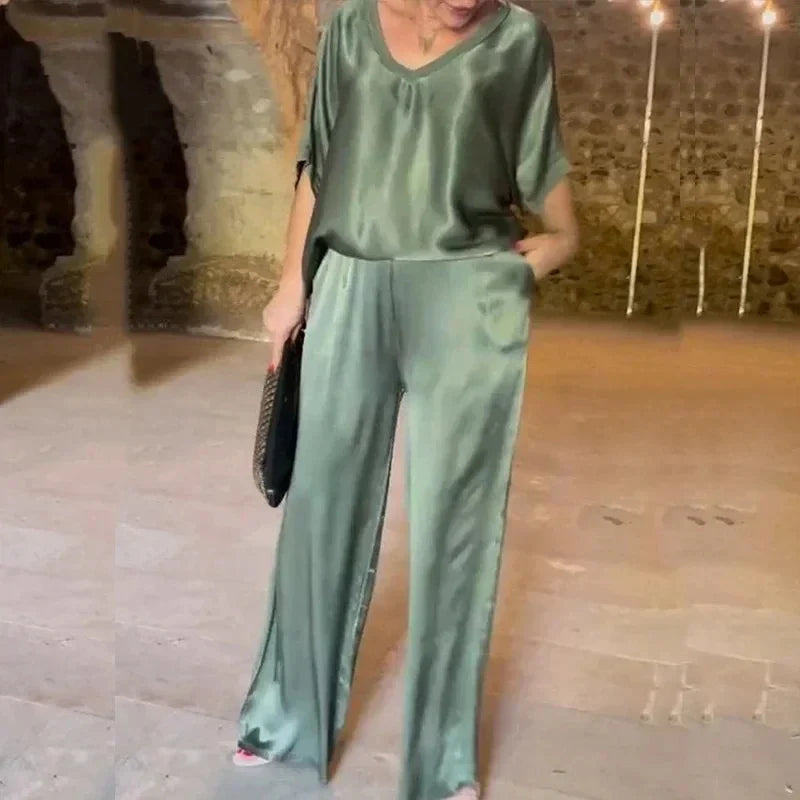 ALYSSA | Elegant and Comfortable 2-Piece Satin Suit