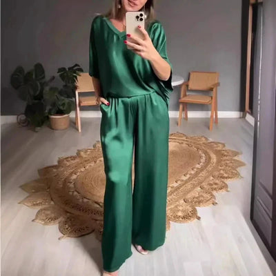 ALYSSA | Elegant and Comfortable 2-Piece Satin Suit