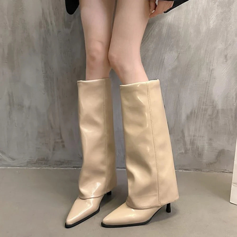 CLASSIC BOOTS IN SOLID COLORS
