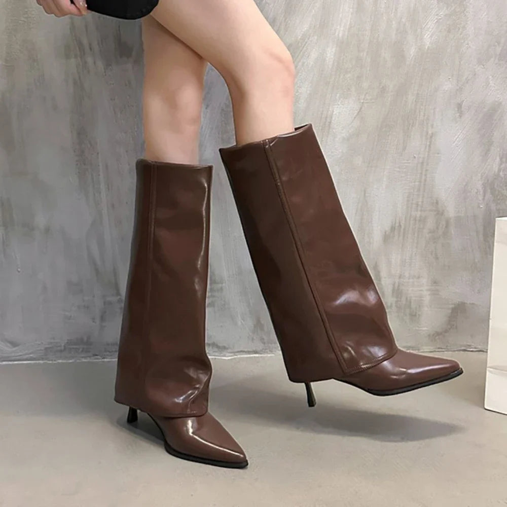 CLASSIC BOOTS IN SOLID COLORS