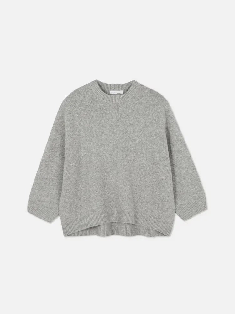 TAYLOR | LOOSE COMFORTABLE SWEATER