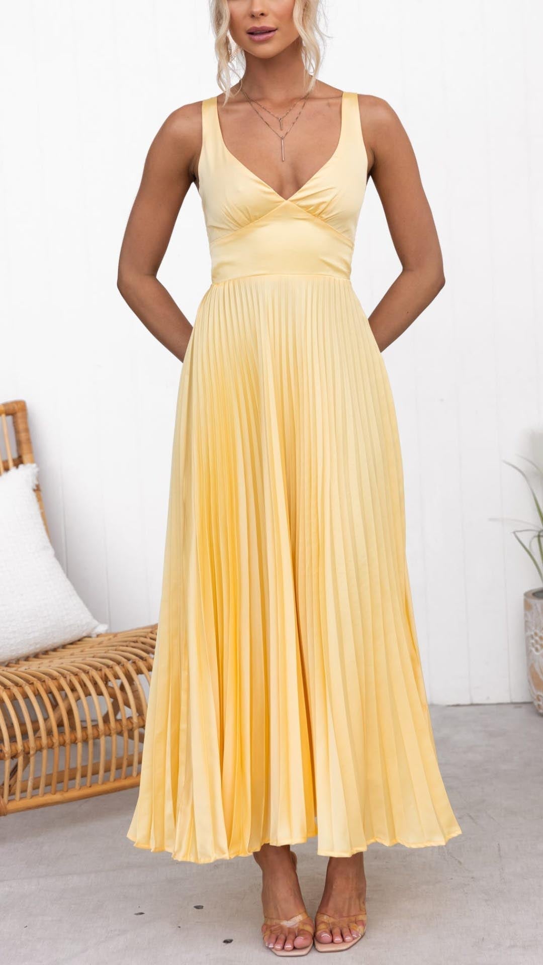 Lucy | Pleated Maxi Dress with V-Neckline