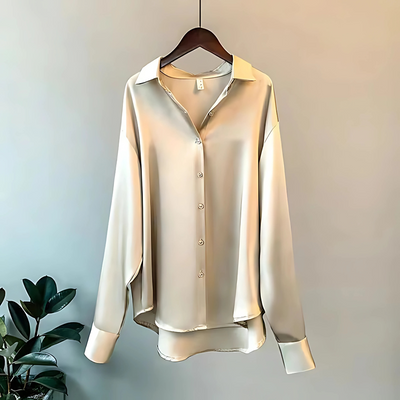 Viki – Classic Button-Up Blouse