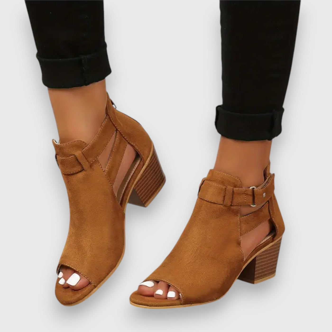 Viki–Sandals with thick heels