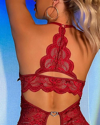 Pyjama sexy en dentelle avec entrejambe ouvert
