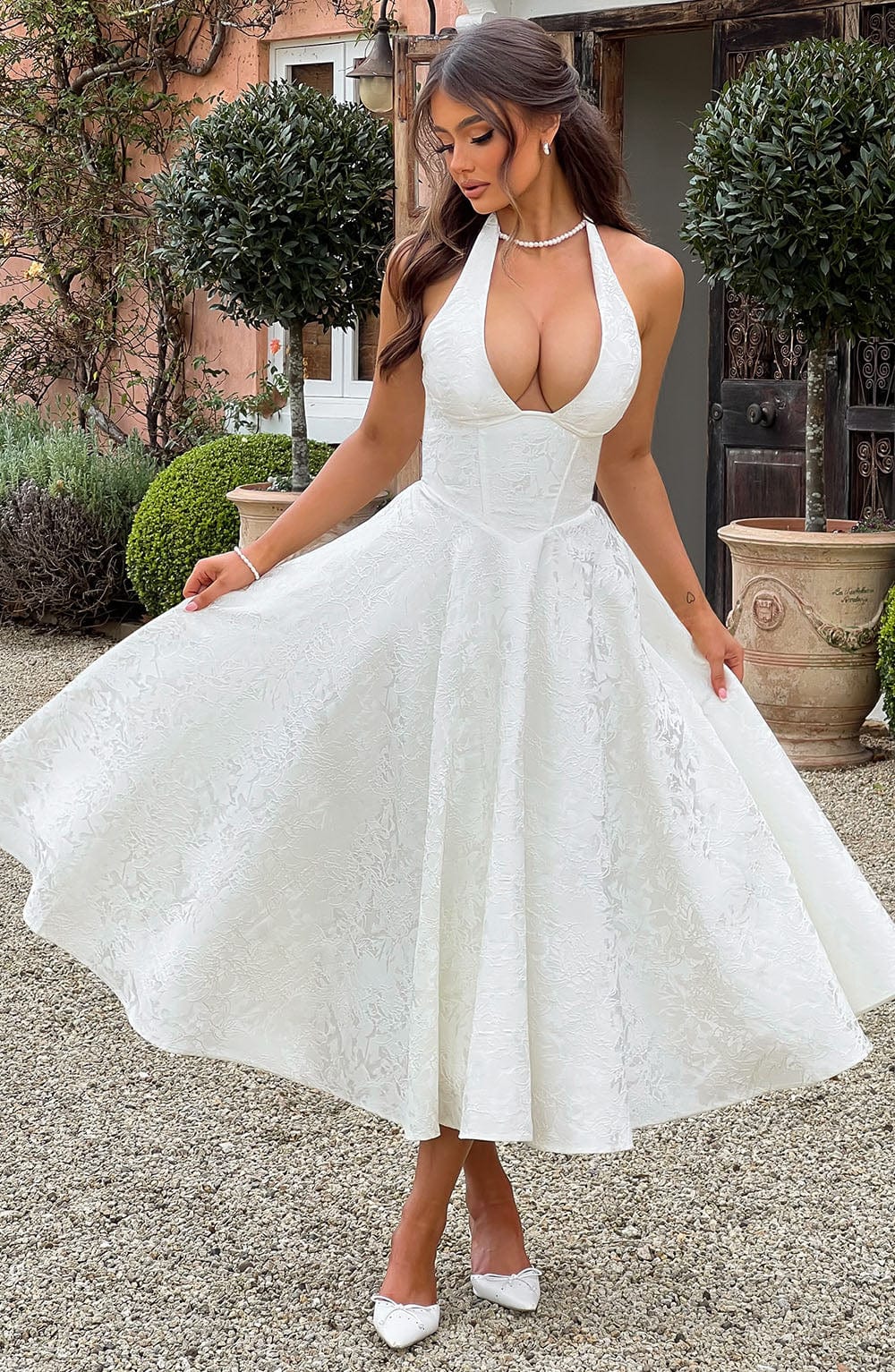 Esmeralda | Sleeveless Halter Midi Dress