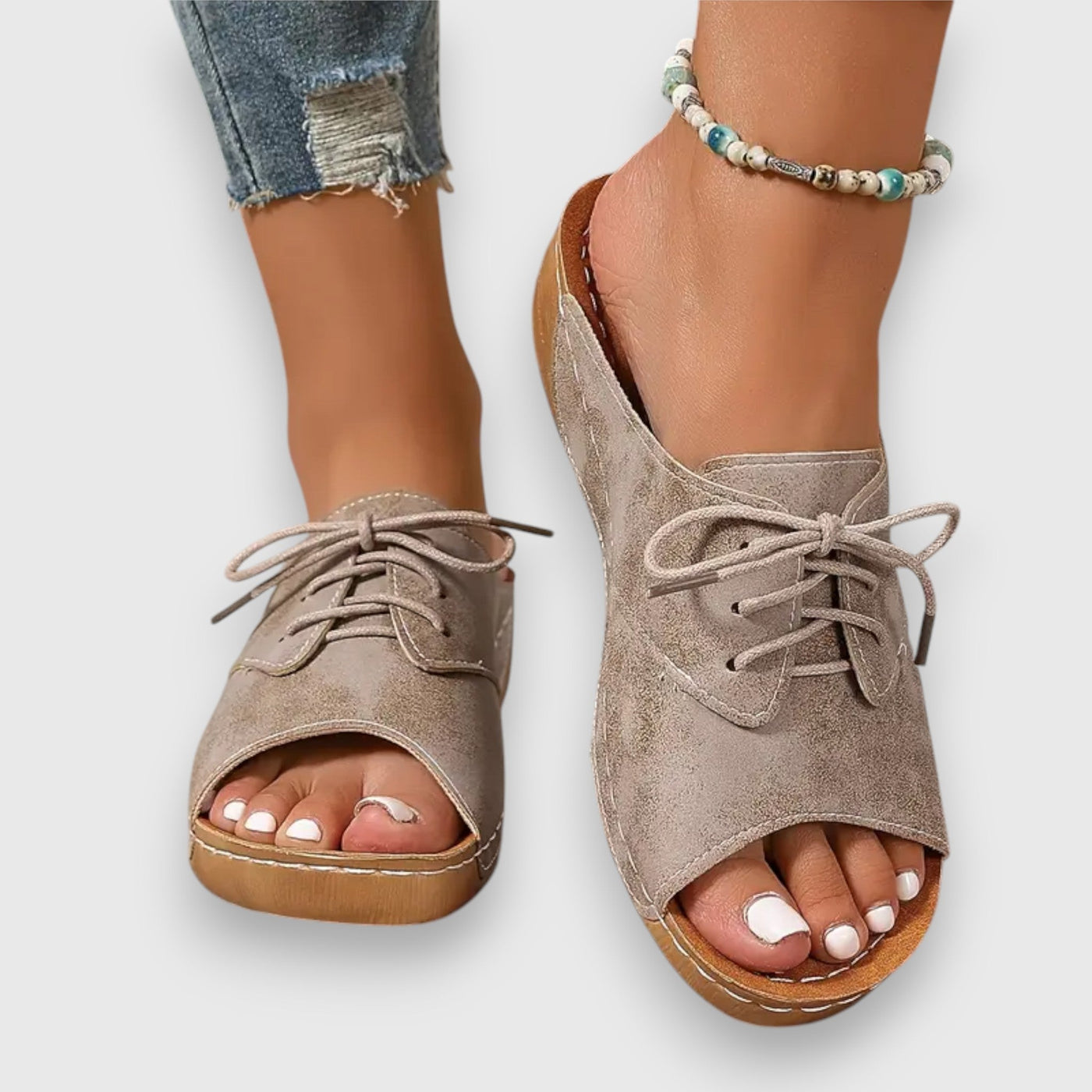 Viki – Vintage style sandals