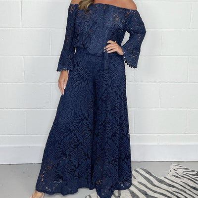 FRANCESCA | Elegant Two-Piece Suit with Refined Style and Seductive Femininity