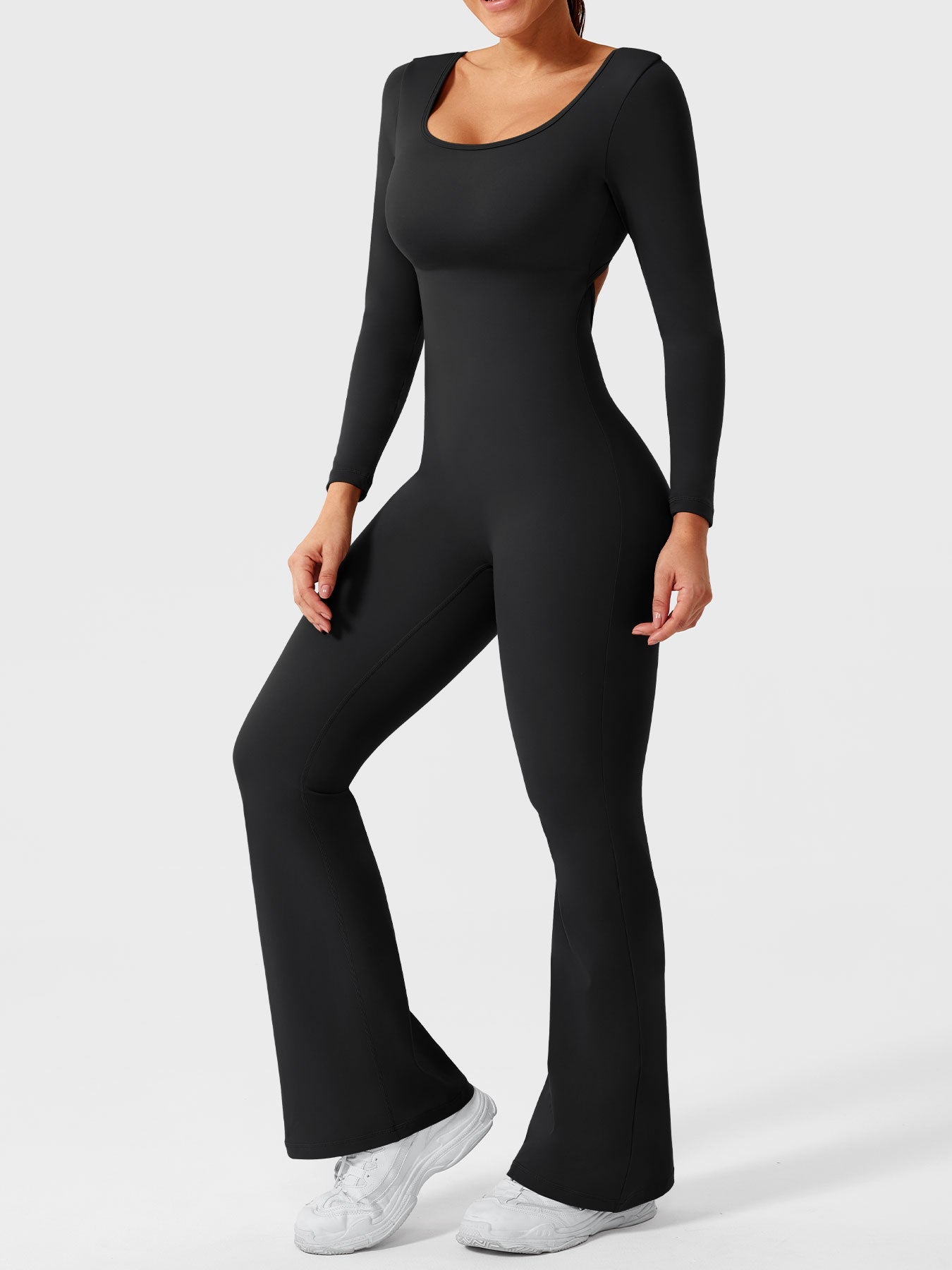 Yeoreo Lizvette Long Sleeves Flared Jumpsuit