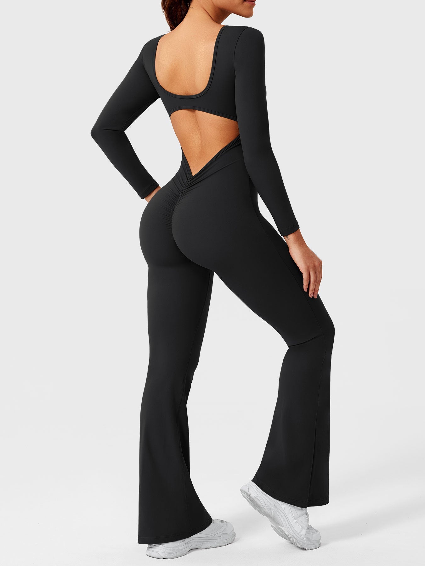 Yeoreo Lizvette Long Sleeves Flared Jumpsuit