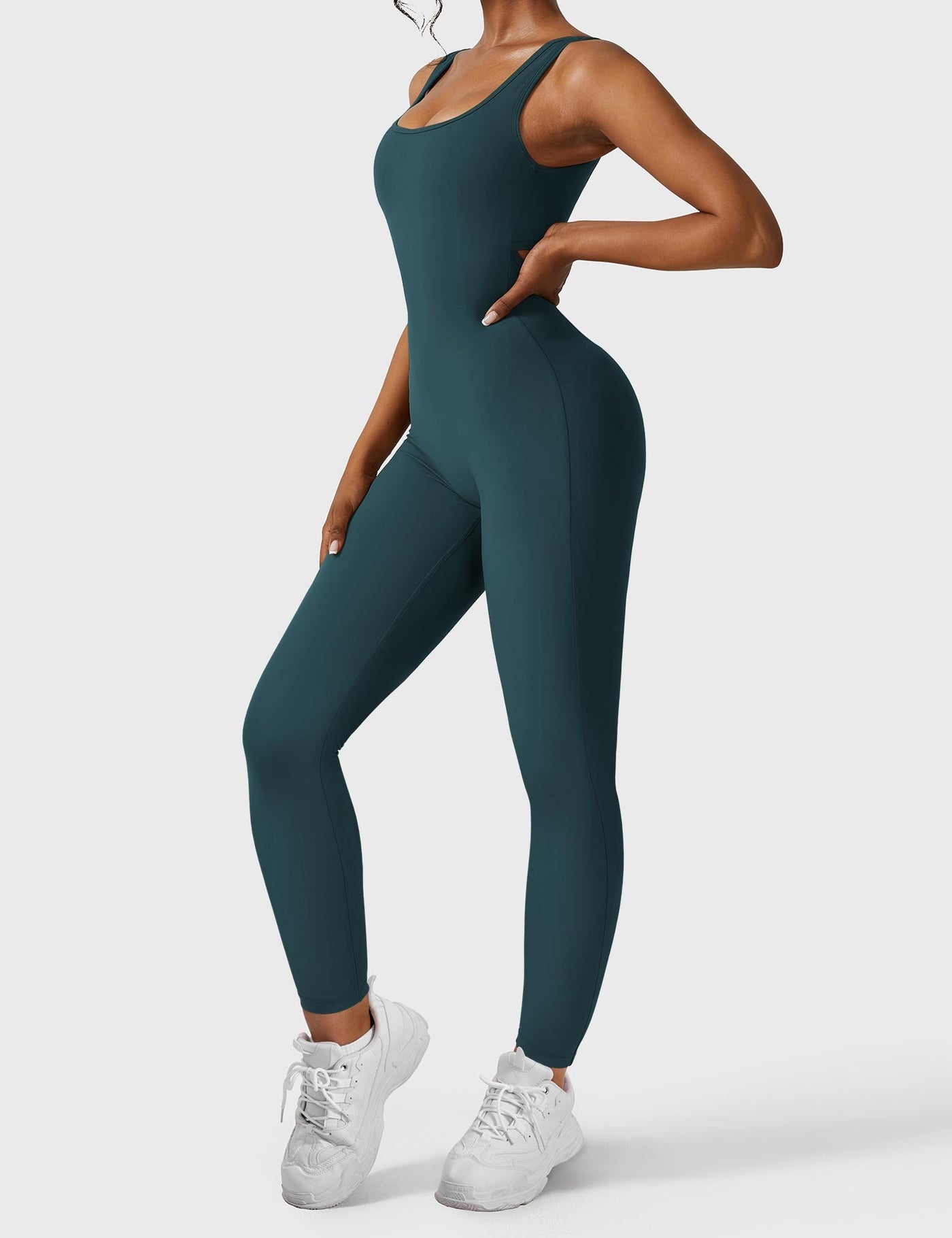 Yeoreo Lizvette V-Back Jumpsuit