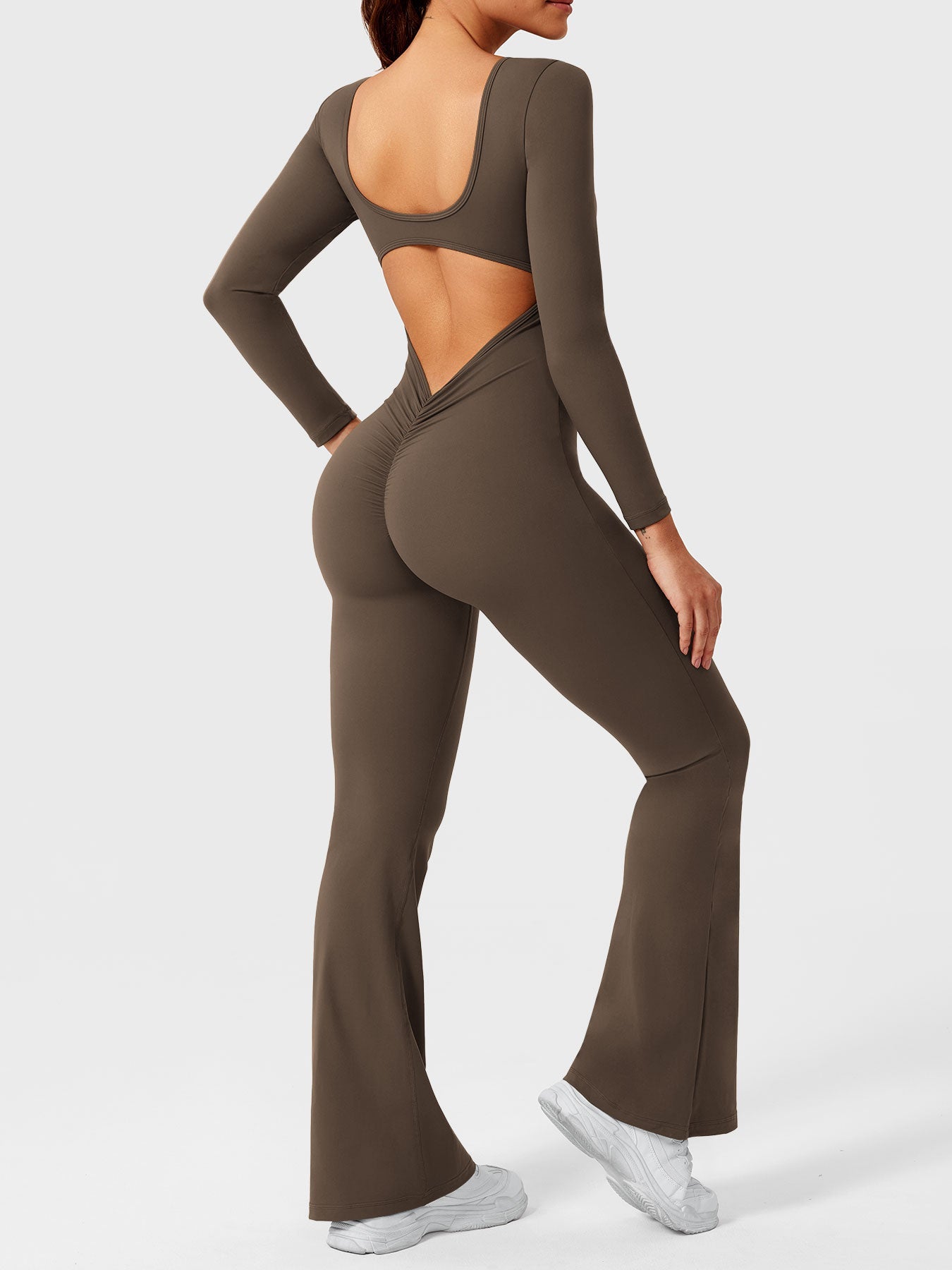 Yeoreo Lizvette Long Sleeves Flared Jumpsuit