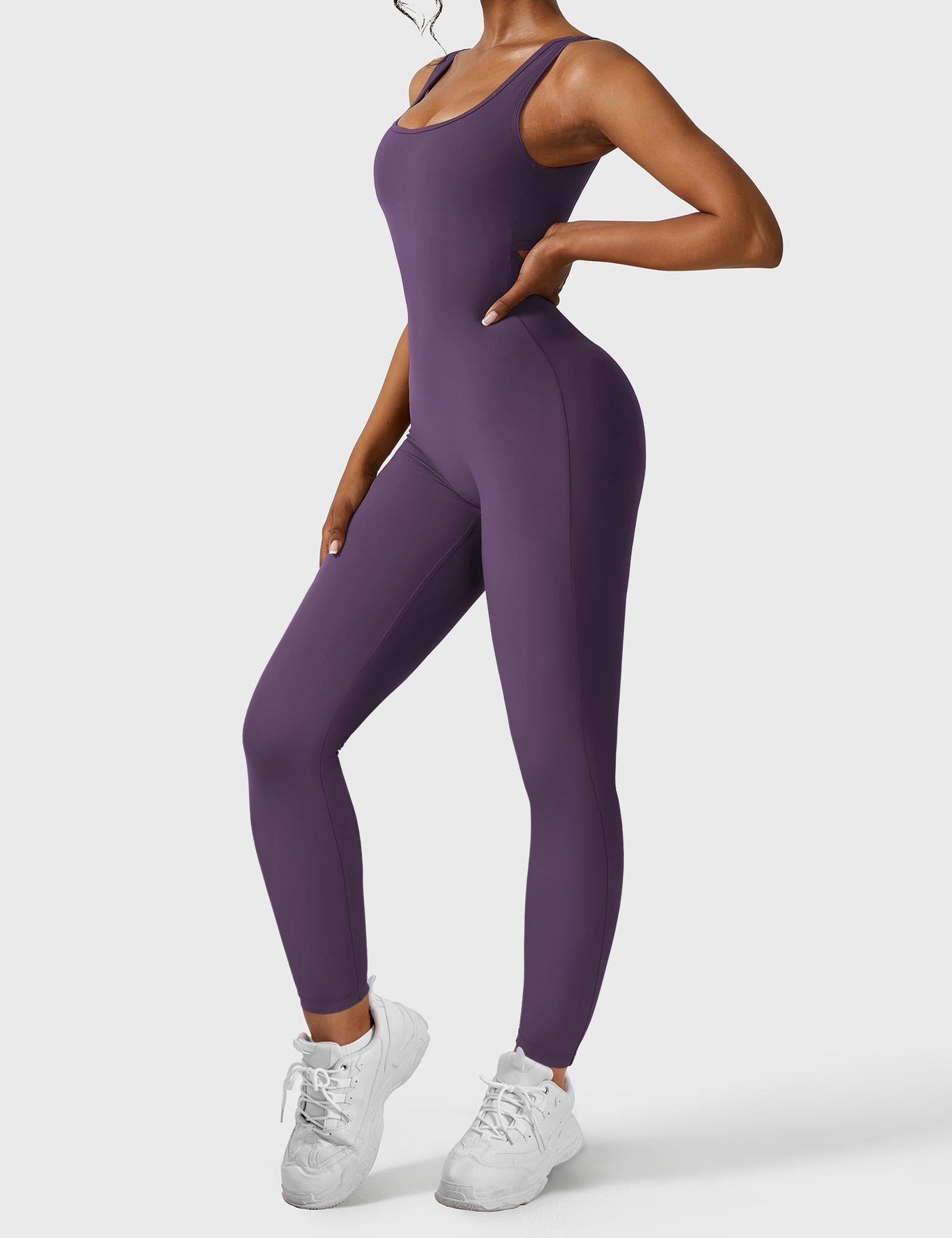 Yeoreo Lizvette V-Back Jumpsuit