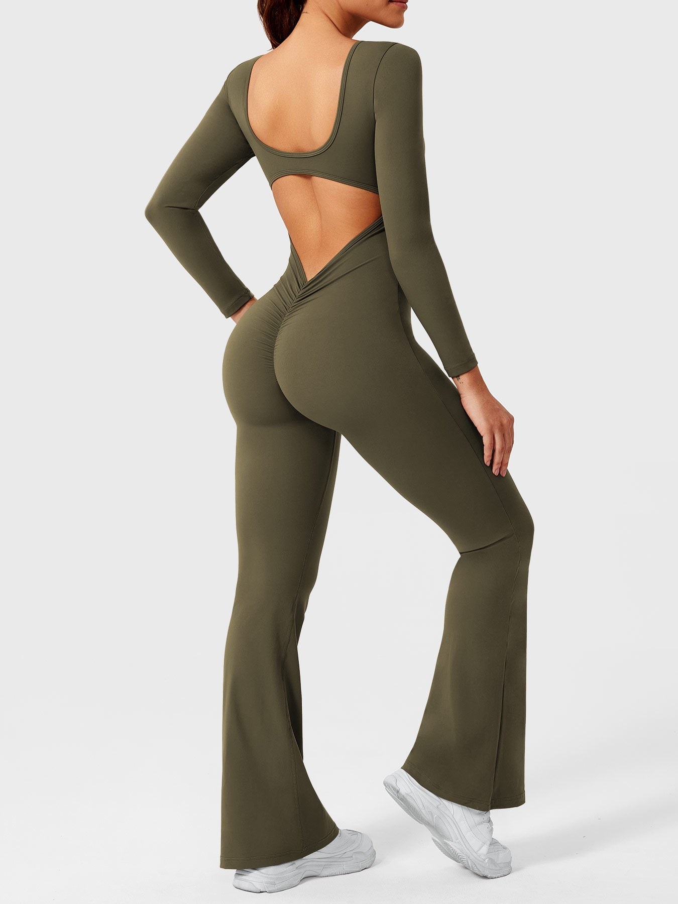 Yeoreo Lizvette Long Sleeves Flared Jumpsuit