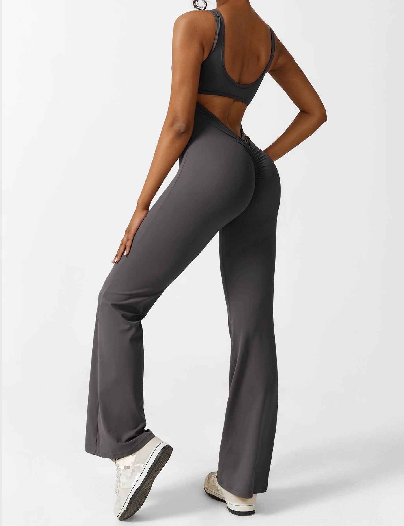 Yeoreo Lizvette V-Back Jumpsuit