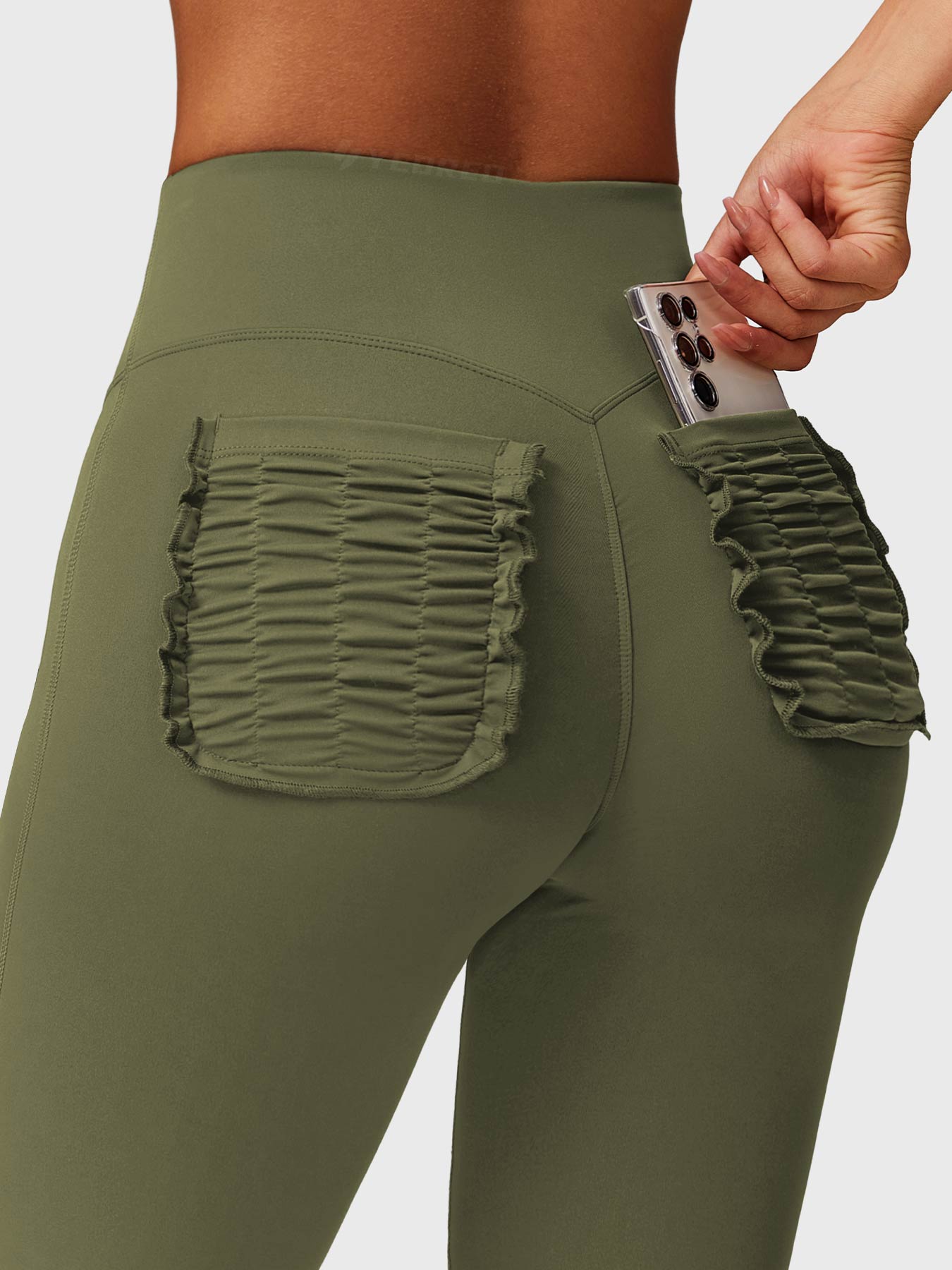 Yeoreo Roselia Ruffle Pocket Flare Leggings