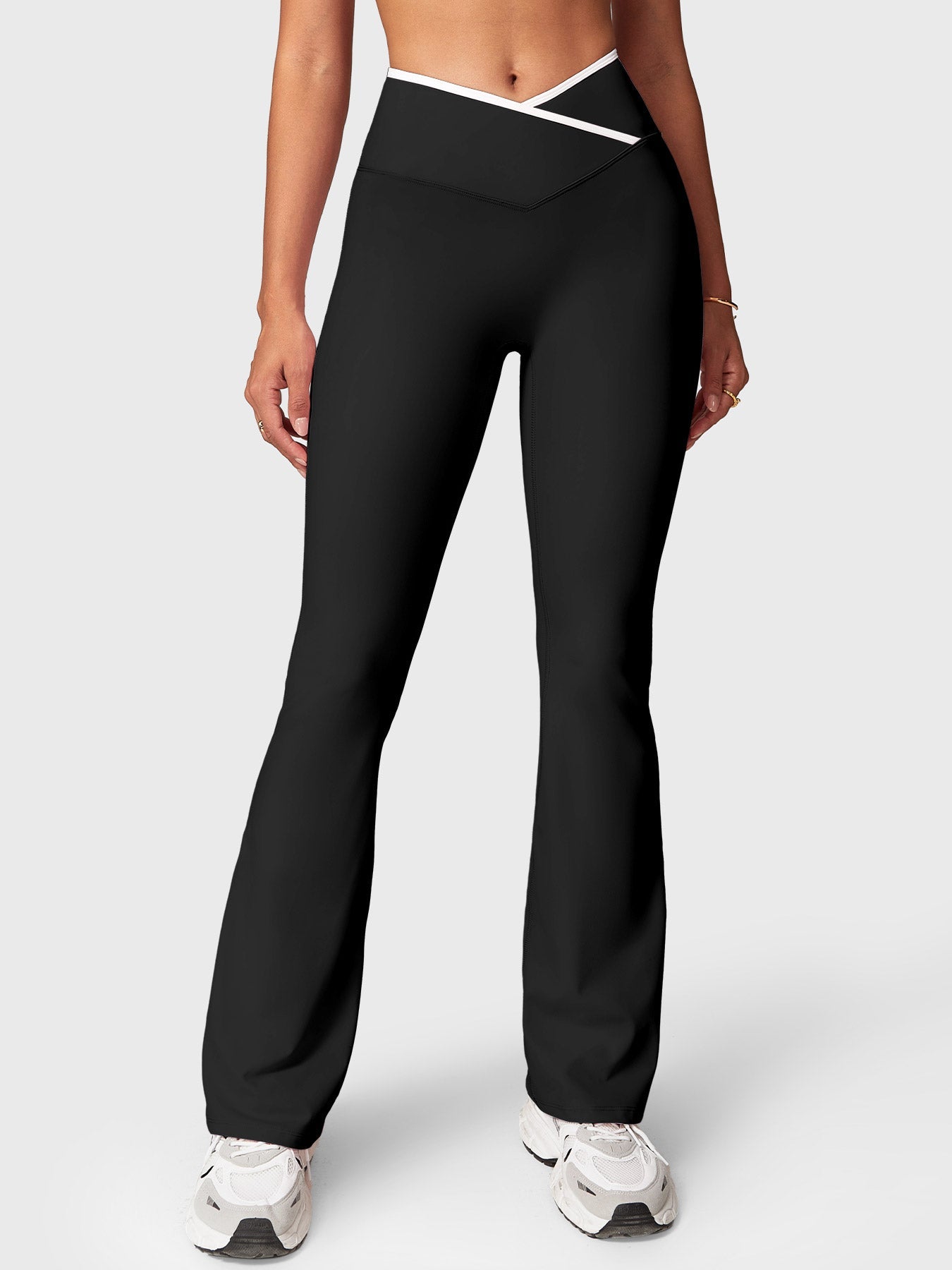 Yeoreo Alberta Contrast Trim Flare Leggings