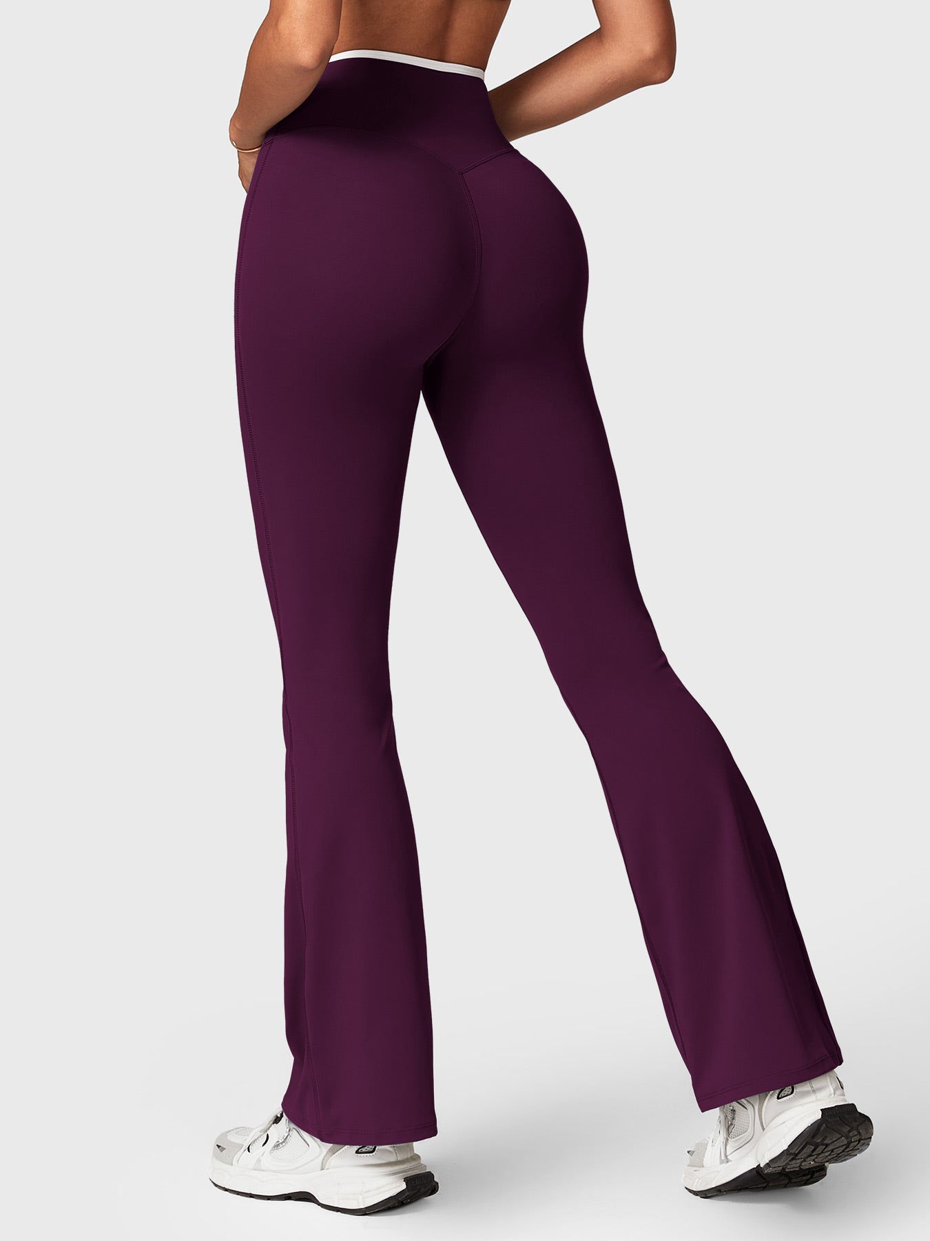 Yeoreo Alberta Contrast Trim Flare Leggings