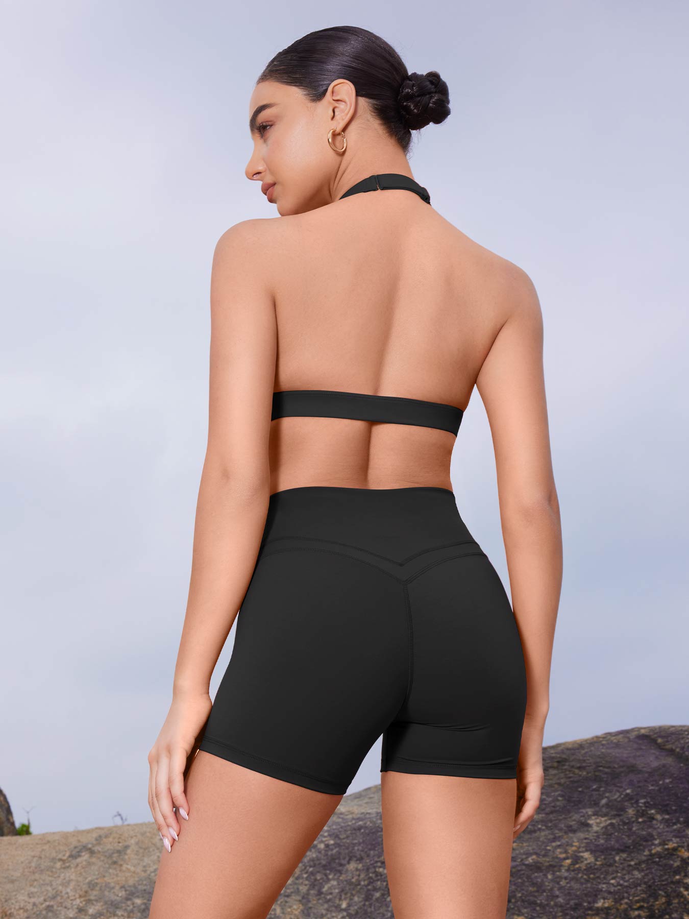 Yeoreo V-waistband Julissa Shorts