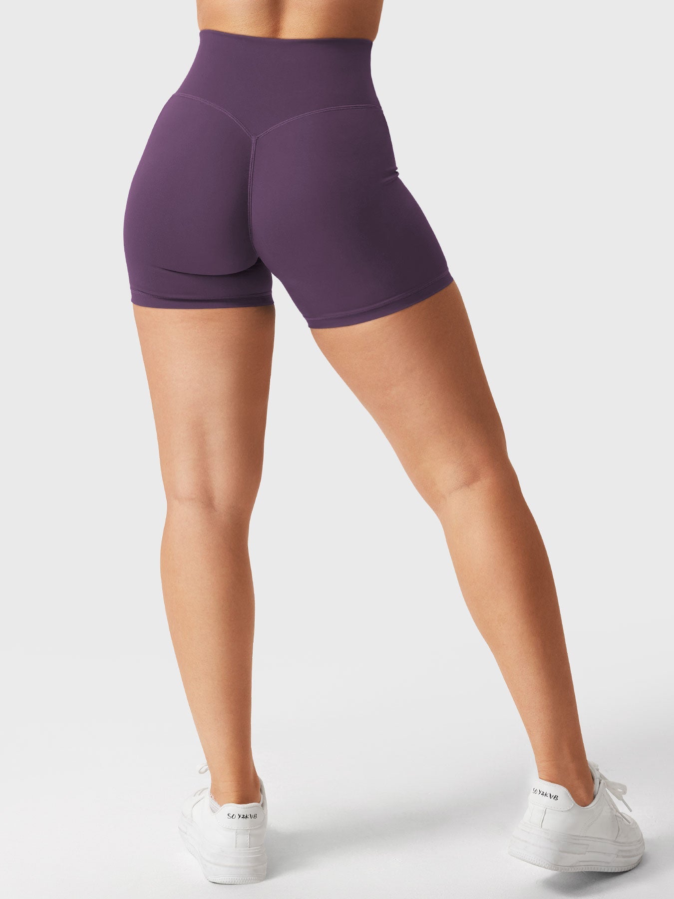 Yeoreo Craze 4.5" Scrunch Shorts