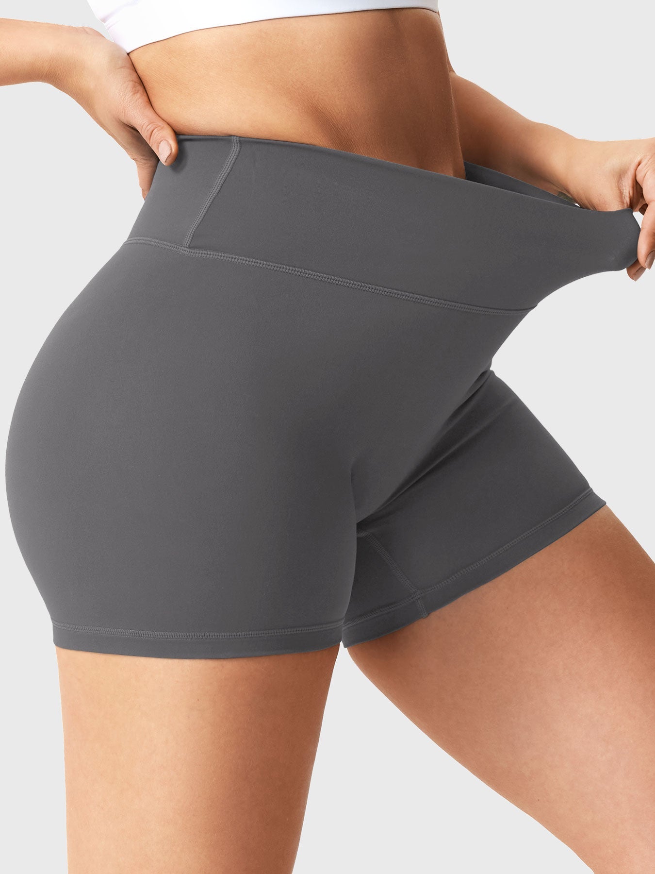 Yeoreo Craze 3.6" Scrunch Shorts