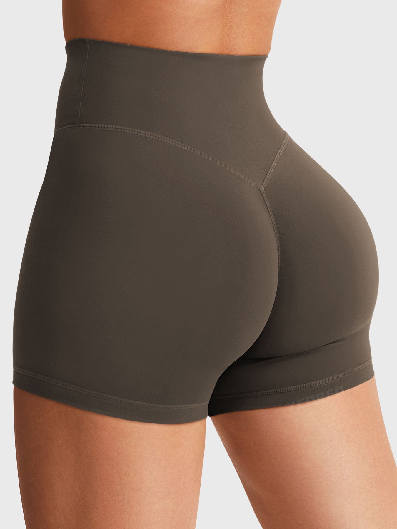 Yeoreo Craze 3.6" Scrunch Shorts