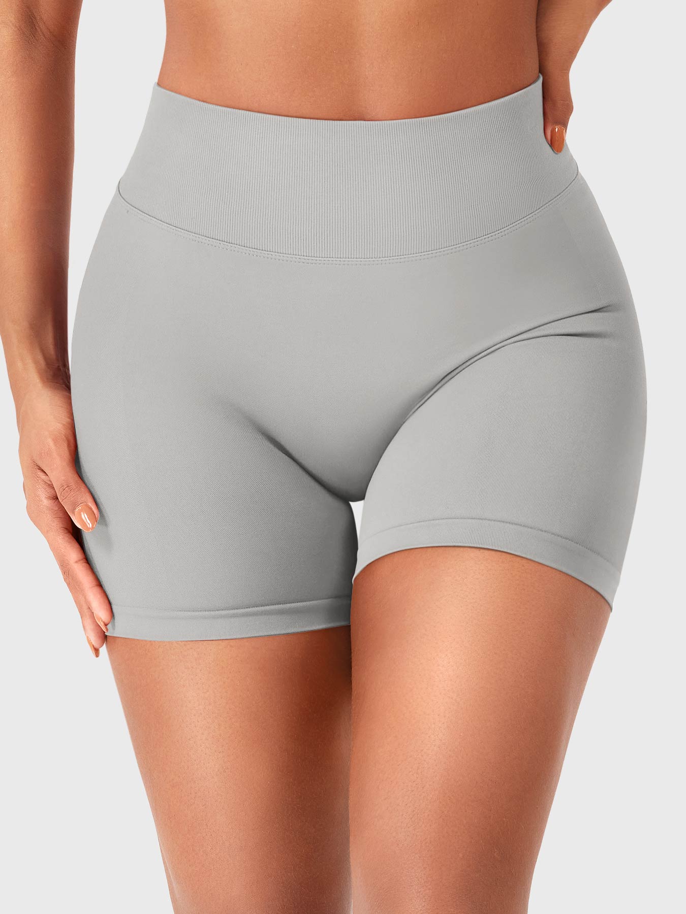 Yeoreo Graciy 3.6" SoftHue V-back Shorts