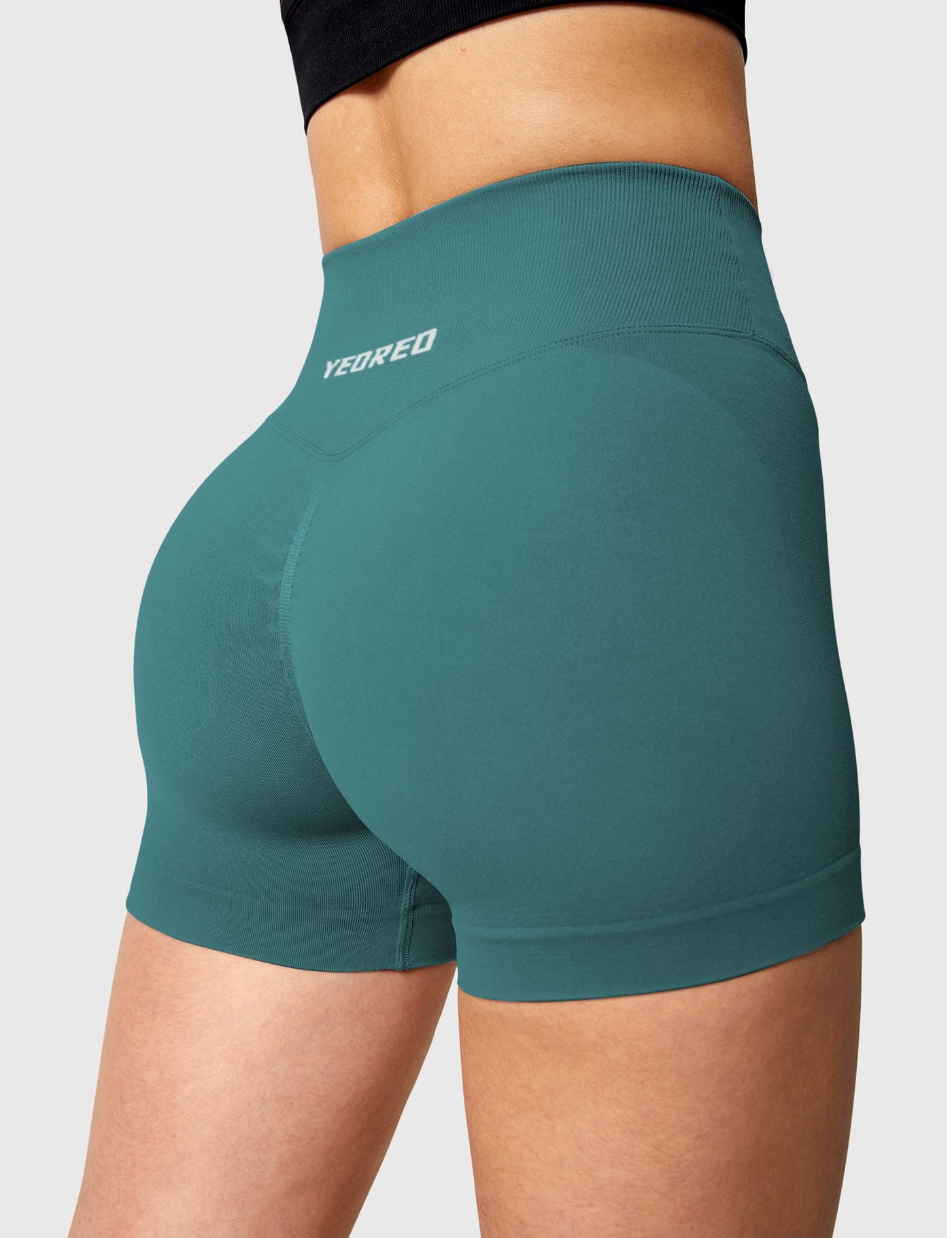 Yeoreo 3.6”Amplify V-Waistband Shorts