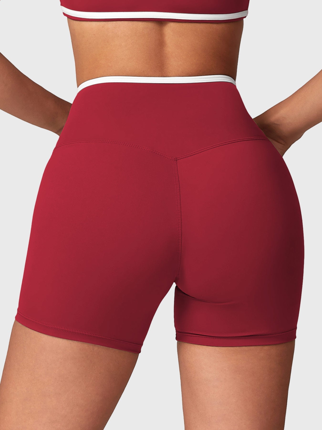 Yeoreo Alberta Contrast Trim Shorts