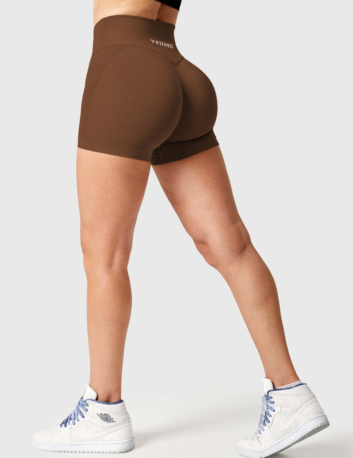 Yeoreo 3.6”Amplify V-Waistband Shorts