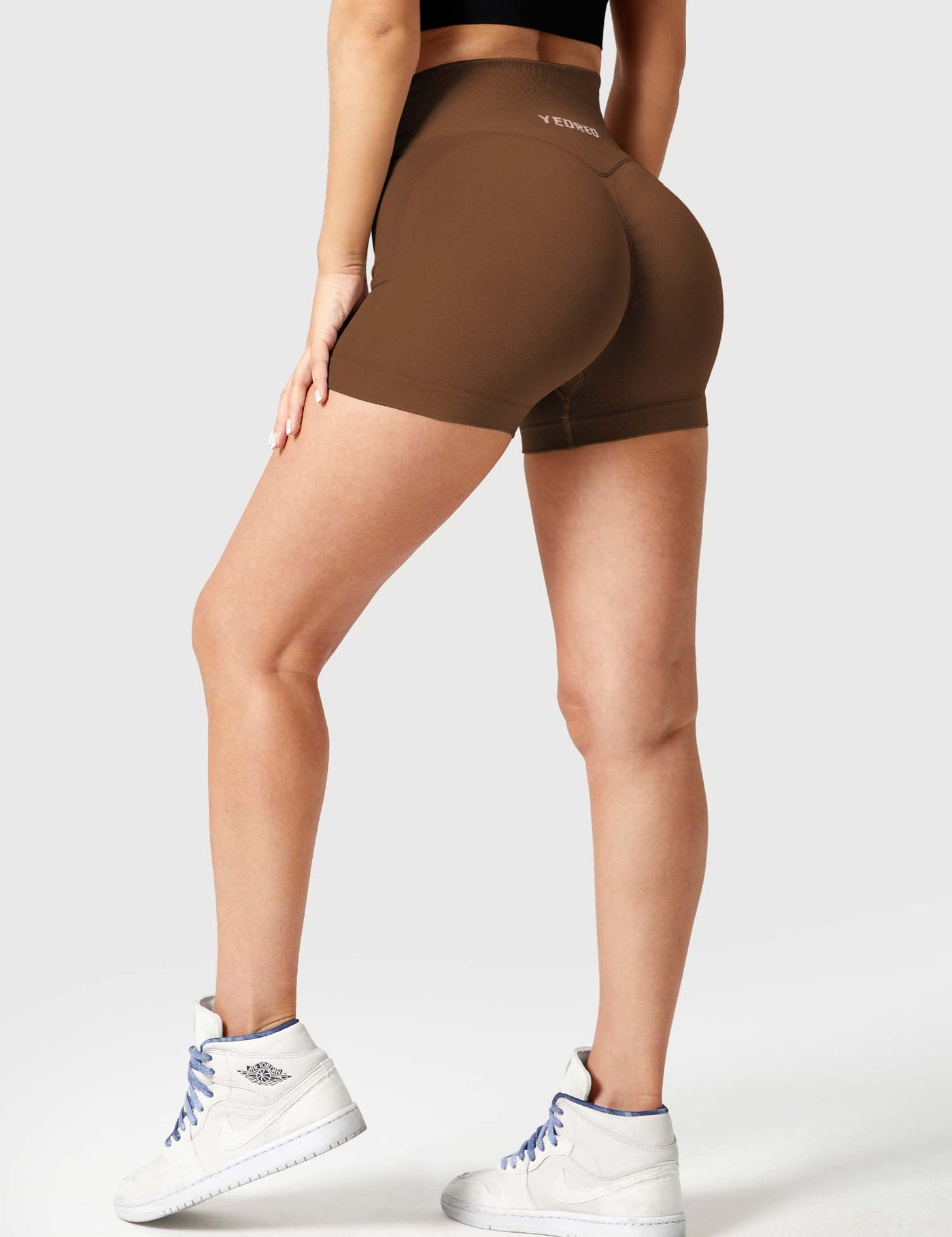 Yeoreo 3.6”Amplify V-Waistband Shorts